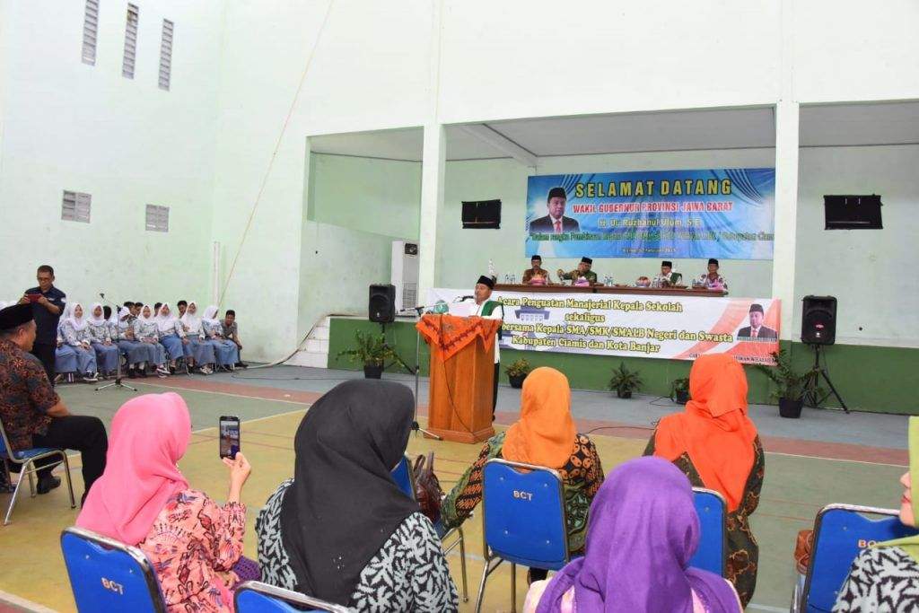 Uu Ingin Pemerintah dan Kepala Sekolah Nyambung Seperti "Besi Sembrani"