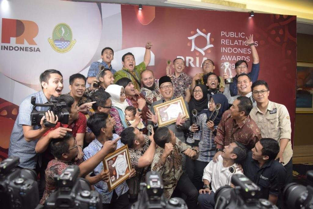 Pemprov Jabar Raih Platinum Award PRIA 2019