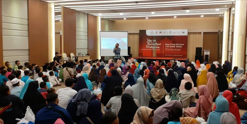 Filantropi Cirebon Raya Bersinergi, Beri Santunan Anak Yatim & Kaum Dhuafa