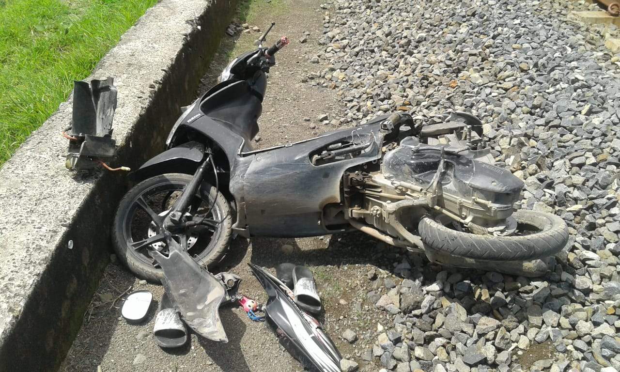 Ramadhan, Perlintasan Kereta Api Dompyong Makan Korban