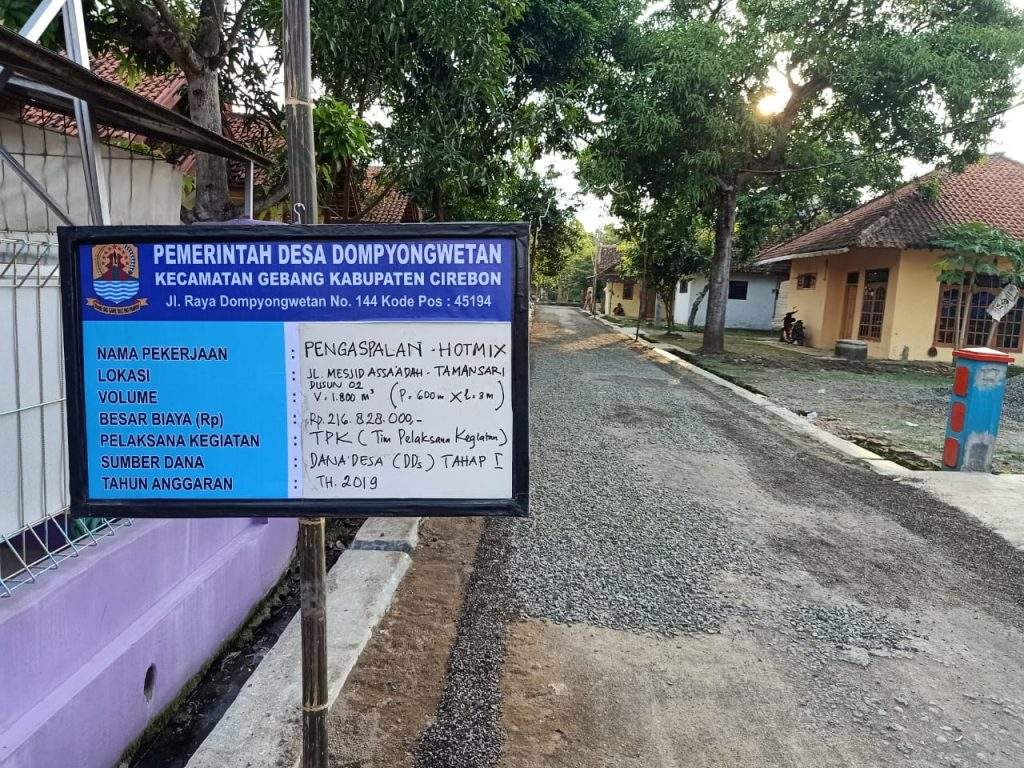 Hadapi Pilwu, Desa Dompyong Wetan Kebut Pembangunan Infrastruktur dari DD 2019 Hadapi Pilwu, Desa Dompyong Wetan Kebut Pembangunan Infrastruktur dari DD 2019