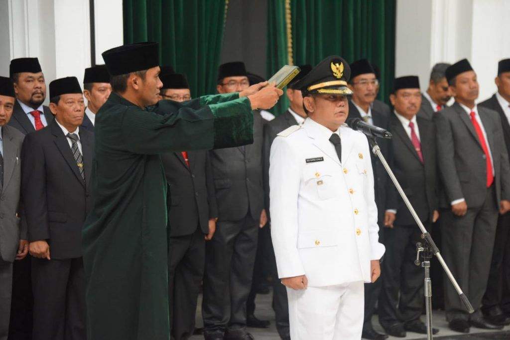 Eka Supriatmaja Resmi Jadi Bupati Bekasi