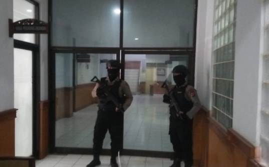 Sedang Berlangsung! KPK Geledah Gedung DPRD Kabupaten Cirebon