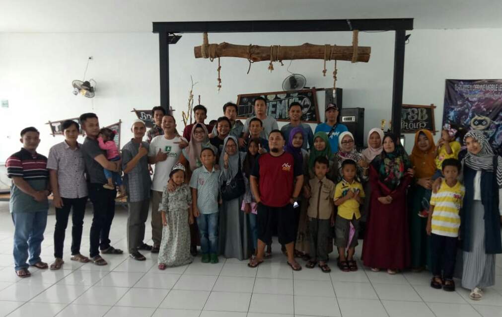 23 Tahun Terpisah, Alumni SDN 1 Jatiseeng Dipertemukan Dalam Reuni