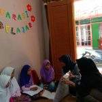 Support Citarum Harum, Mahasiswa KKN UPI Cibiru Gagas Program "Garasi Belajar"