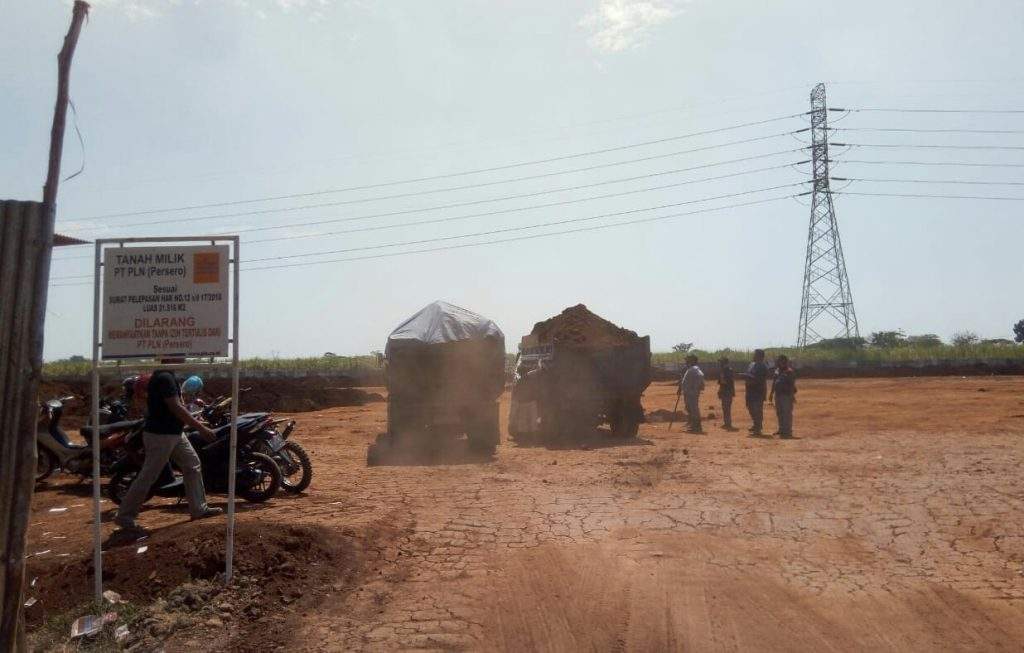 Sempat Disegel Polisi, Proyek Urugan Tanah GI PLN Di Kalimaro Jalan Lagi Sempat Disegel Polisi, Proyek Urugan Tanah GI PLN Di Kalimaro Jalan Lagi