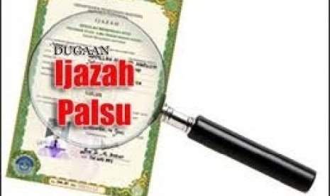 Dugaan Ijazah Palsu Kades Berinisial DS Sebut Kasusnya Sudah Selesai di Polres Dugaan Ijazah Palsu Kades Berinisial DS Sebut Kasusnya Sudah Selesai di Polres