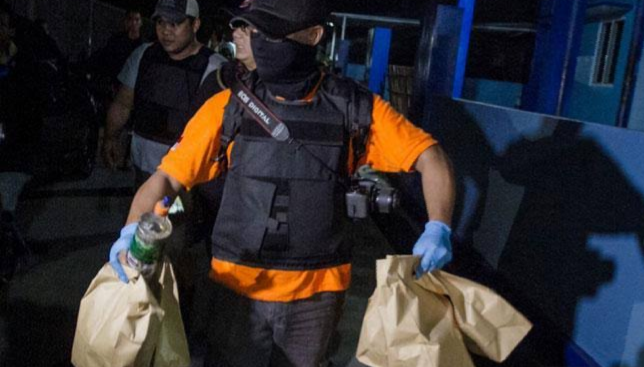 KPK Sita 13 Kardus Berisi Uang Di Rumdin Gubernur KepRi