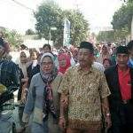 Mansyur Daftar Kuwu Dompyong Wetan Diiring Ratusan Massa, Ketua: Balonwu Ada Lima