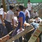 Ruang Kelas SMPN 2 Plumbon Ambruk Saat Belajar, Puluhan Siswa Jadi Korban