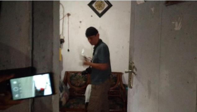Terduga 'Teroris Tukang Es' Ditangkap Di Cirebon