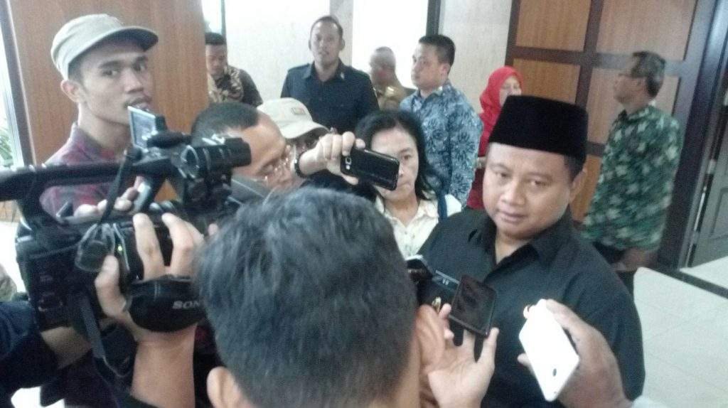 Bupati Indramayu Kena OTT KPK, Begini Kata Wagub Jabar