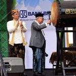 Didampingi Gubernur Jabar, Wapres Buka Festival Tajug