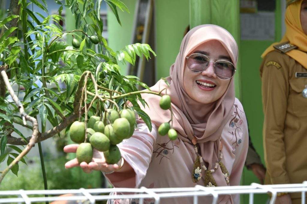 Istri Wagub ke Sukabumi: Evaluasi Program P2WKSS