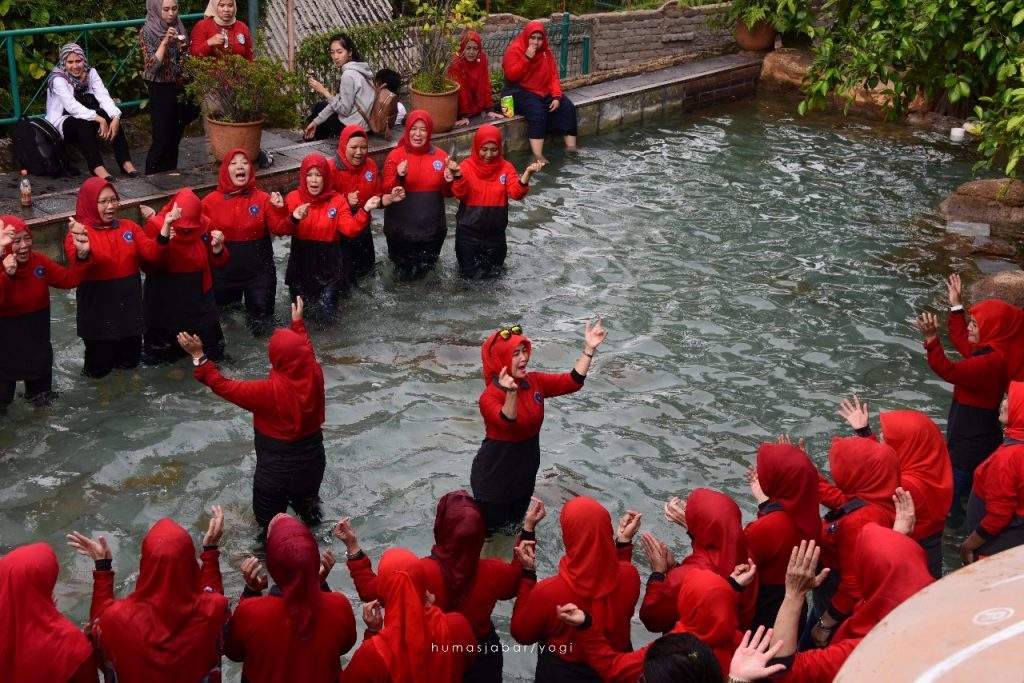 PKK Jabar Tingkatkan Kekompakan Kader lewat Jambore