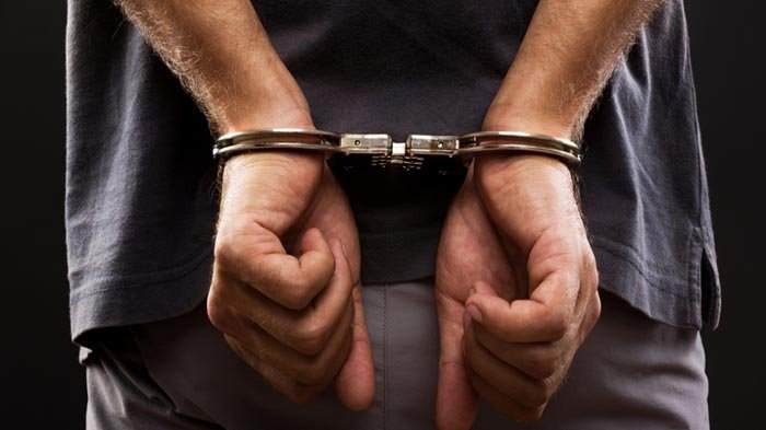 Lama Menjadi TO, Iwing Akhirnya Terciduk Lama Menjadi TO, Iwing Akhirnya Terciduk