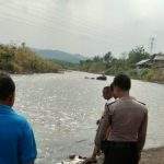 Pria Paruh Baya Ditemukan Tewas di Sungai Cimanuk