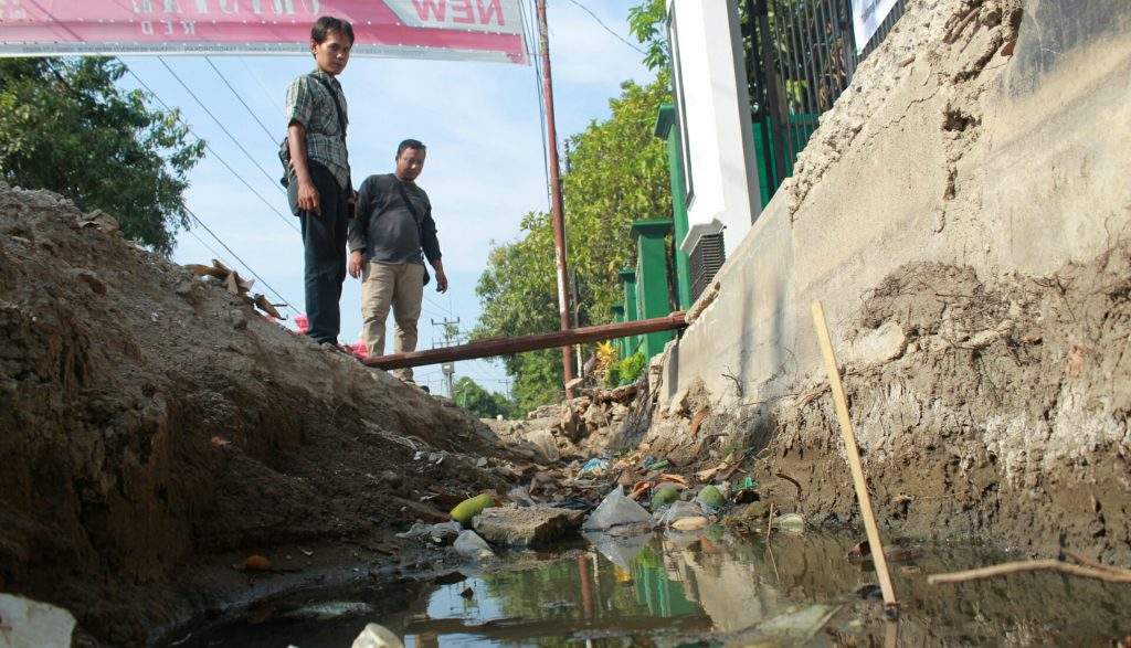 Proyek Saluran Air Dompyong Wetan Mangkrak, Banyak Korban Berjatuhan