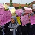 Kepsek Dianggap Arogan dan Minta Diganti, Siswa-Siswi SMAN 1 Karangwareng Demo
