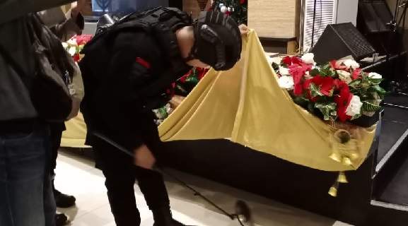 Jelang Misa, Gereja di Kota Cirebon Disterilkan Jelang Misa, Gereja di Kota Cirebon Disterilkan