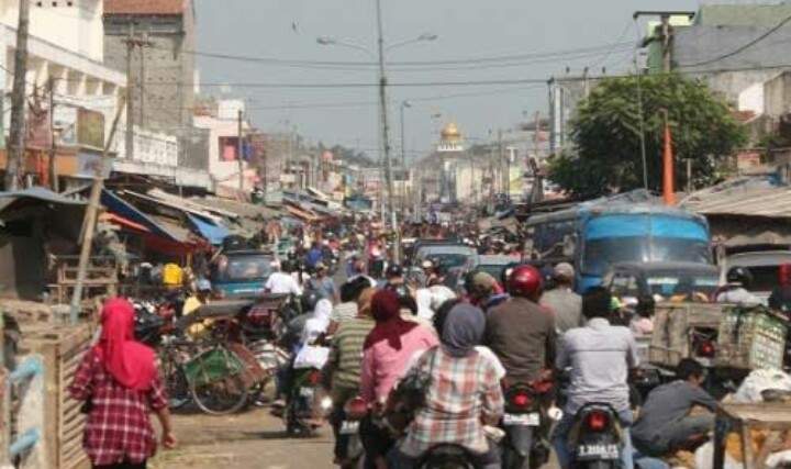 PKL Rengasdengklok Diwarning, 7 Hari sudah Harus Angkat Kaki!