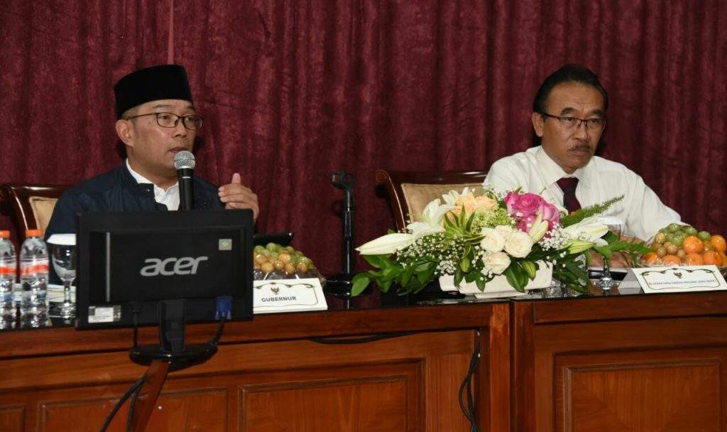 Bank bjb-Perum BULOG Teken Empat MoU Kerja Sama dan Kredit Bank bjb-Perum BULOG Teken Empat MoU Kerja Sama dan Kredit