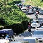 Malam Tahun Baru, Jalur Puncak Ditutup