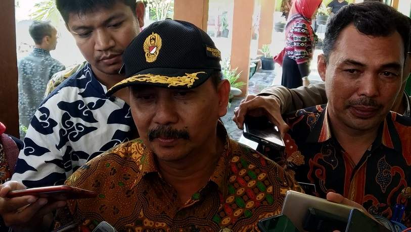 Jika ada Pegawai Disdik Kab Cirebon Dugem dan Karokean, Laporkan!