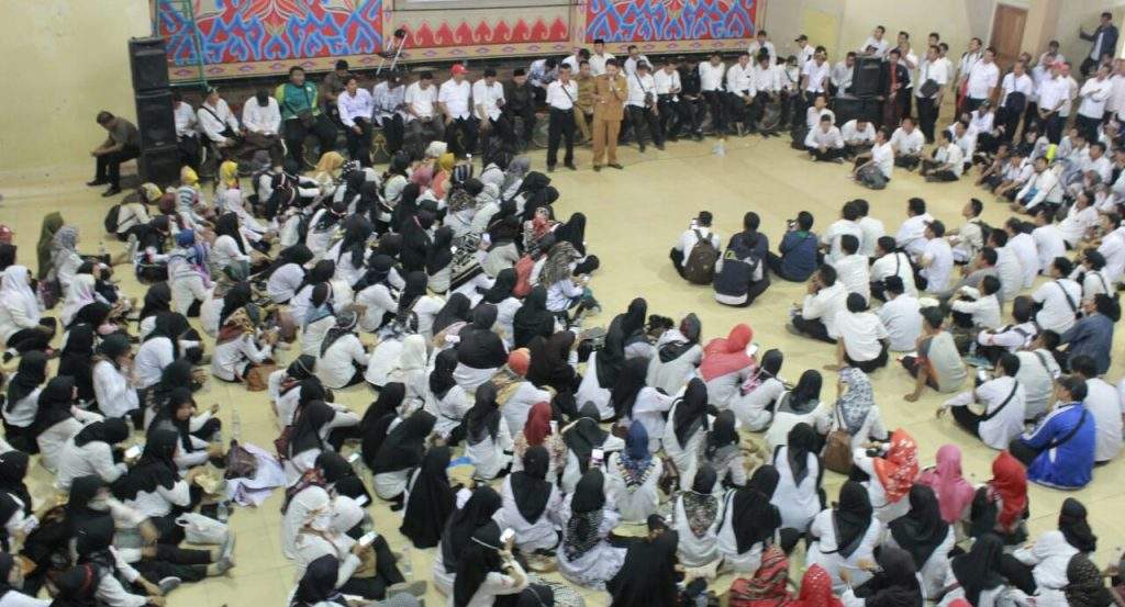 Soal Tuntutan Gaji Honorer Kab Cirebon Setara UMK, Sekdis: Saya Gak Bisa Jawab!