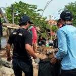 Patut Dicontoh! Jelang Nadran, Warga Kaligelang - Gebang Ilir Gotong Royong Basmi Sampah