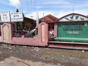 Desa Tonjong Diguncang Kabar Miring Soal Bantuan Traktor, Benih, dan DD Tahap 3 Desa Tonjong Diguncang Kabar Miring Soal Bantuan Traktor, Benih, dan DD Tahap 3