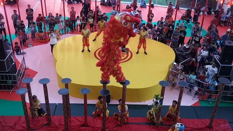 Meriahkan Imlek dengan Berbagai Program Belanja, Atraksi dan Hiburan Musik