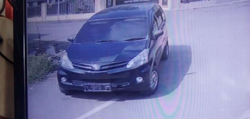 Horor! Begini Penampakan Mobil Penjahat Hipnotis di Gebang Horor! Begini Penampakan Mobil Penjahat Hipnotis di Gebang