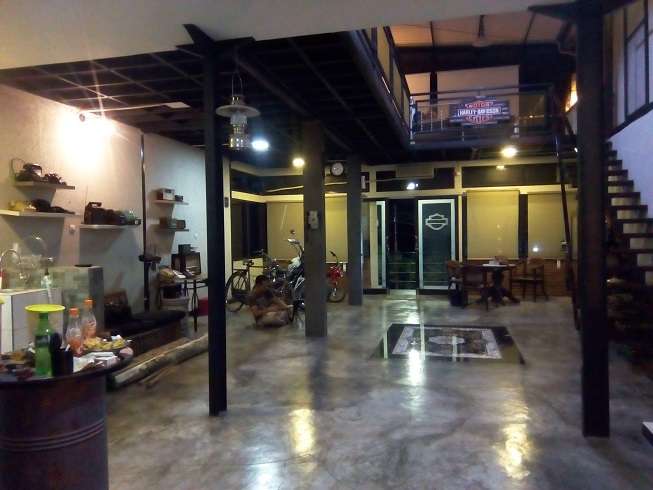 'Iron House', Rumah Unik di Belakang Mapolresta Cirebon, "70% dari Besi, Yuk Intip"