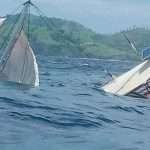 Angkut Wartawan, Kapal Rombongan Jokowi Terbalik di Tengah Laut