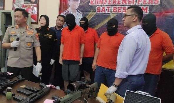 Ini Penjual Senpi Pengemudi 'Koboi' Lamborghini, "Salah Satunya Anak Ayu Azhari"