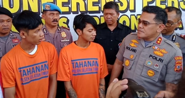 Ini Dia Penodong Tukang Roti Bakar di Perumnas, 1 Ditembak di Bandung Ini Dia Penodong Tukang Roti Bakar di Perumnas, 1 Ditembak di Bandung