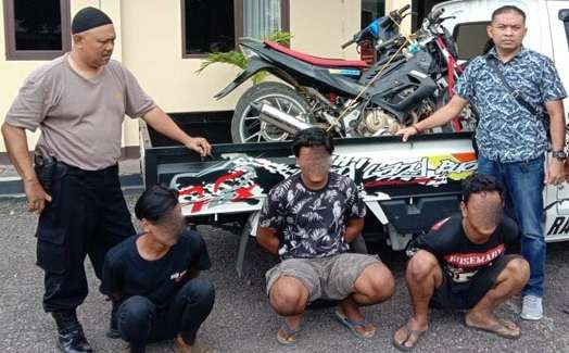 Mereka Bengis, Keroyok Korban lalu Sikat Motornya, Ditangkap Polisi jadi Culun