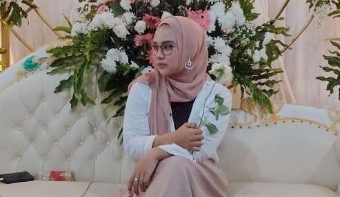 Dibalik Kecantikannya, Mahasiswi UGJ ini Punya Suara Empuk, Yuk Kenalan