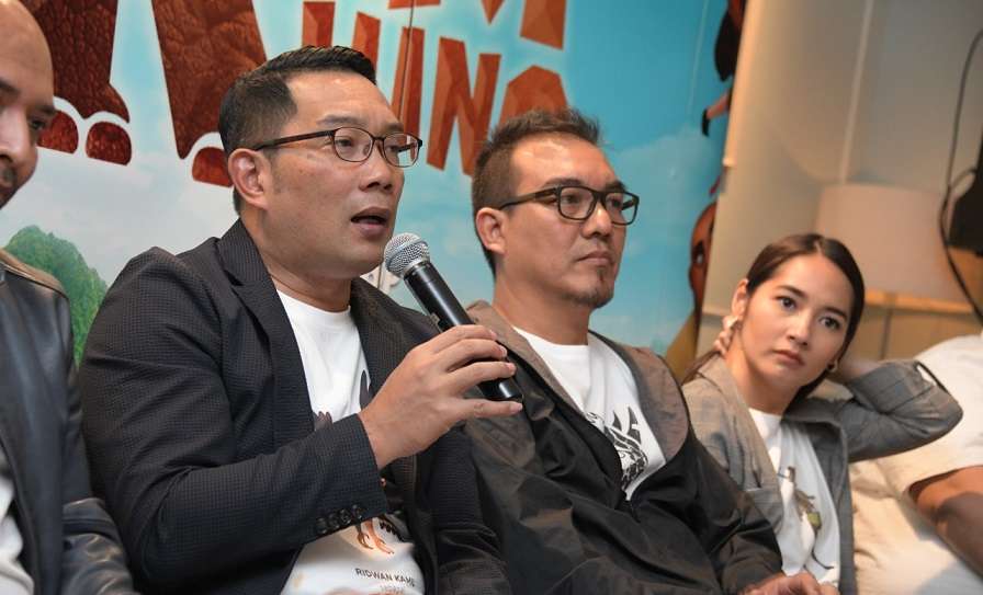 Cerita di Balik Pengalaman Kang Emil Jadi Dubber Film Animasi Riki Rhino