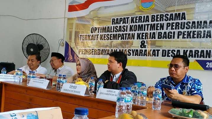 DPRD Kab. Bekasi Apresiasi Perusahaan di Desa Karangsari
