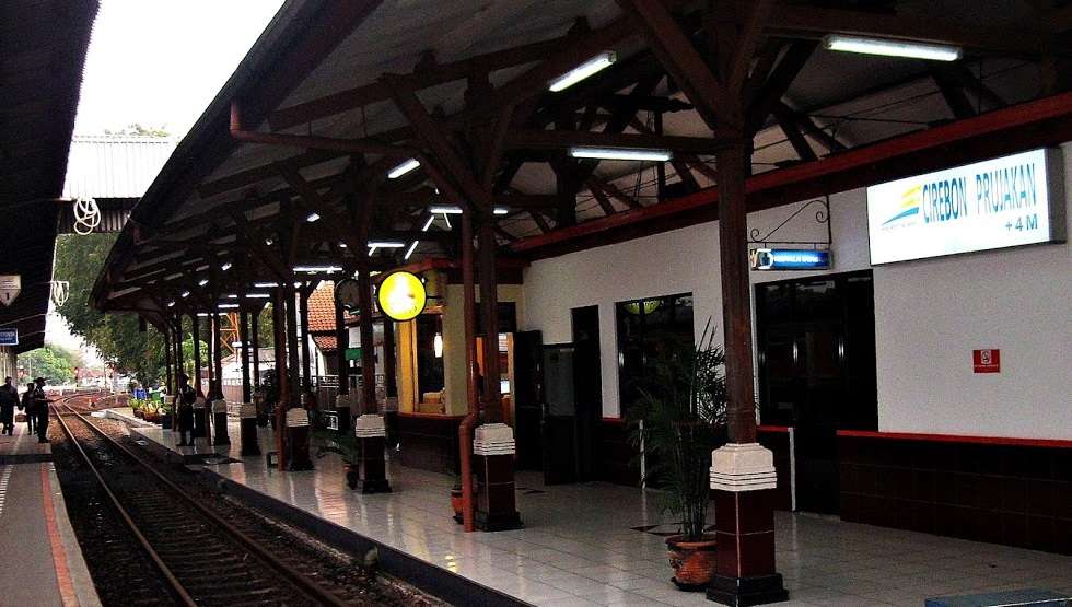 Ketinggalan Barang di Stasion Cirebon? Don't Worry, PTKAI Daop 3 punya Layanan Lost dan Found