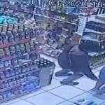 Terciduk CCTV, Aksi Pelecehan di Mini Market Lengkong