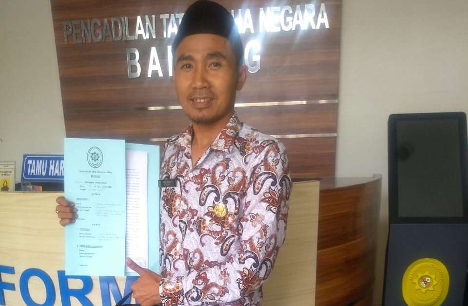 Tim Pengacara Cabut Gugatan Perangkat Desa Gebang Kulon di PTUN