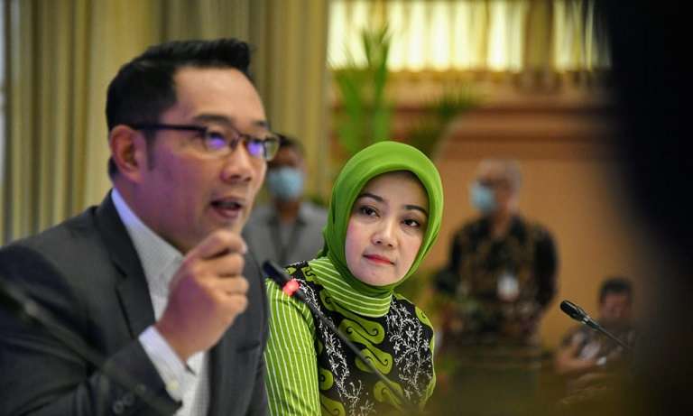 Penanganan COVID-19 di Jabar, RK: Segera Belanjakan APBD, Utamakan Hibah Bansos Penanganan COVID-19 di Jabar, RK: Segera Belanjakan APBD, Utamakan Hibah Bansos