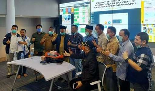 Subhanallah...Ketua GMBI Karawang Sumbangkan Uang Pribadinya Rp 1 M untuk Penanggulangan Corona