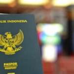 Corona, Pemohon Paspor di Kantor Imigrasi Cirebon Melorot