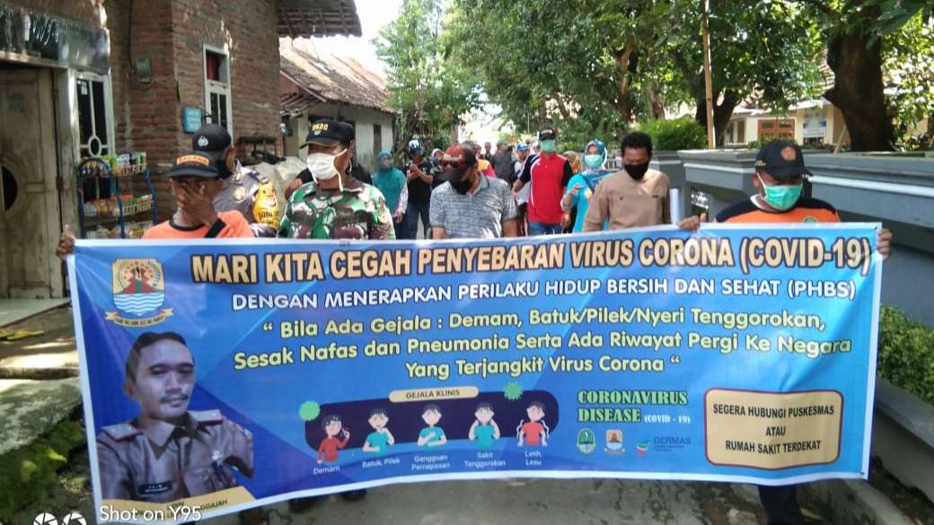 Penyemprotan Sudah, Kuwu Leuweunggajah Siap Bagi Masker & Sembako