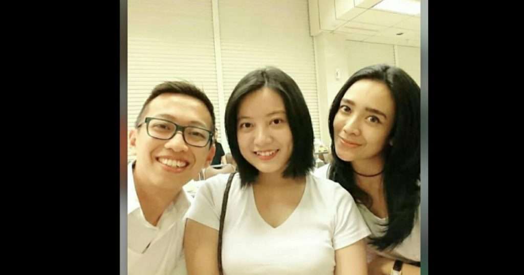 Trio Kwek Kwek Reunian, "Nyanyikan Medley, untuk Papa T-Bob" Trio Kwek Kwek Reunian, "Nyanyikan Medley, untuk Papa T-Bob"