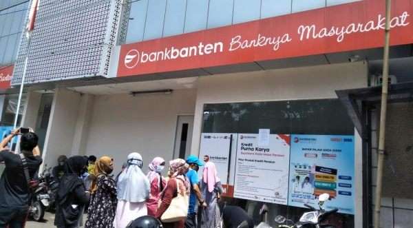 Bank Banten Siap Lebur ke Bank BJB Bank Banten Siap Lebur ke Bank BJB